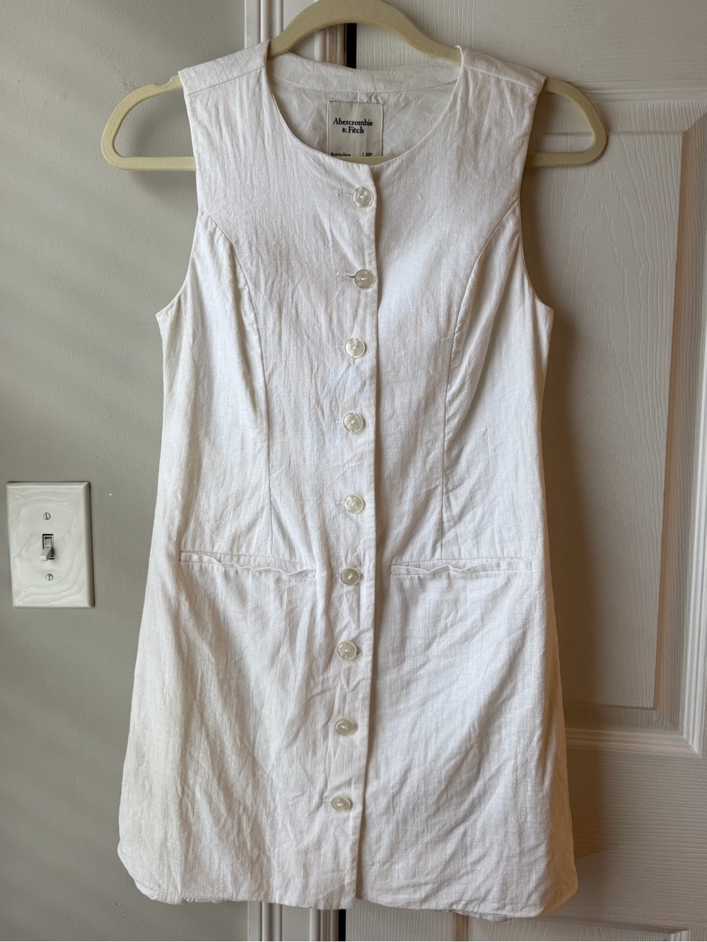Abercrombie & Fitch White Button-Front Linen Dress